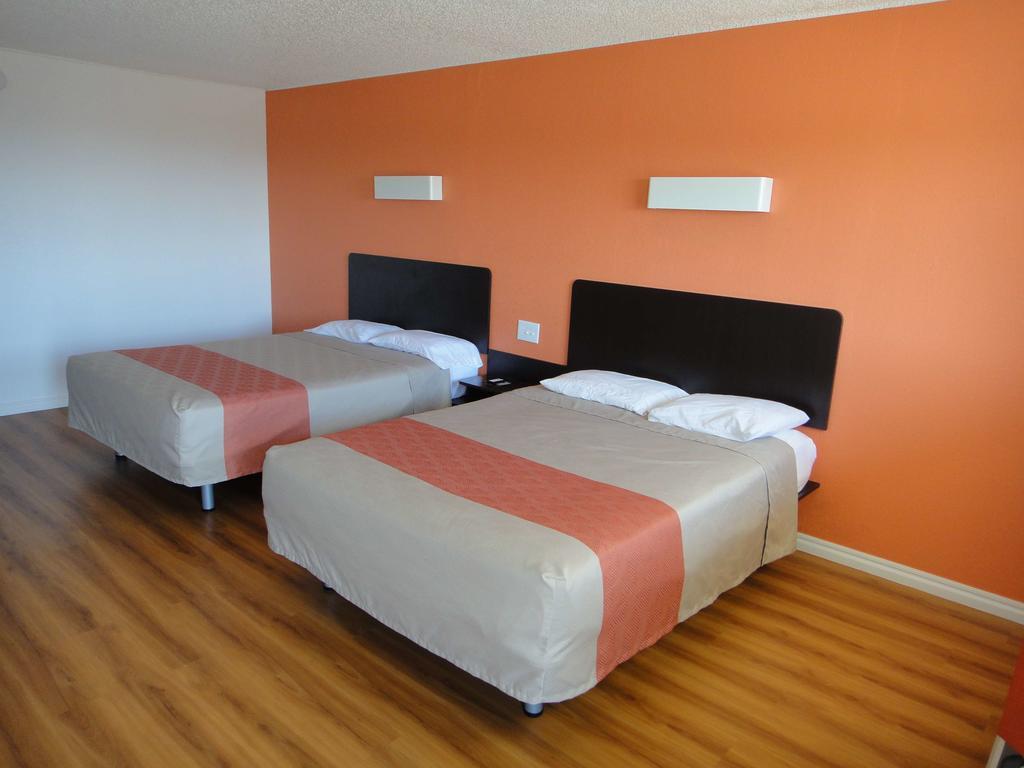 Motel 6-Clinton, Ok Ngoại thất bức ảnh