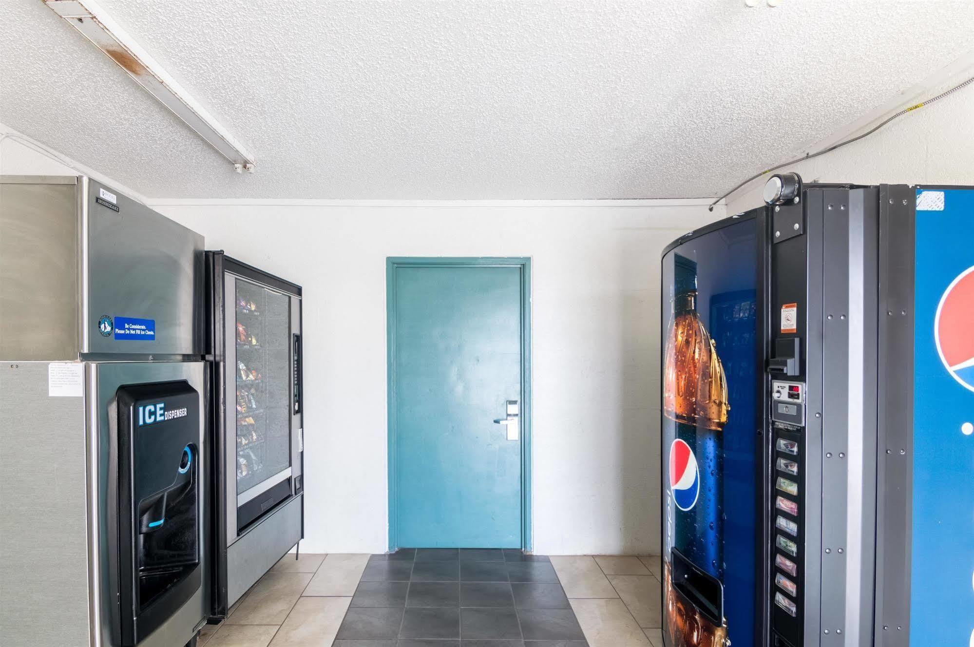 Motel 6-Clinton, Ok Ngoại thất bức ảnh