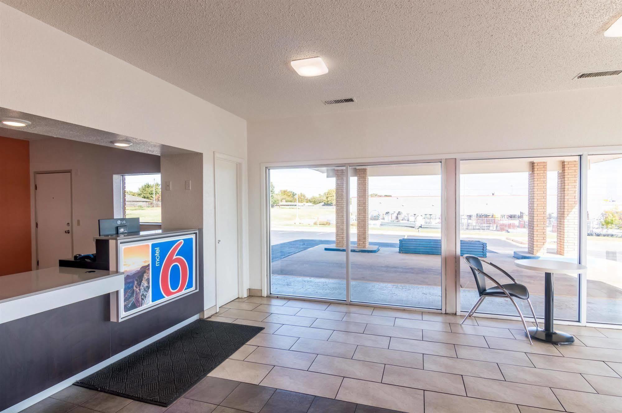Motel 6-Clinton, Ok Ngoại thất bức ảnh