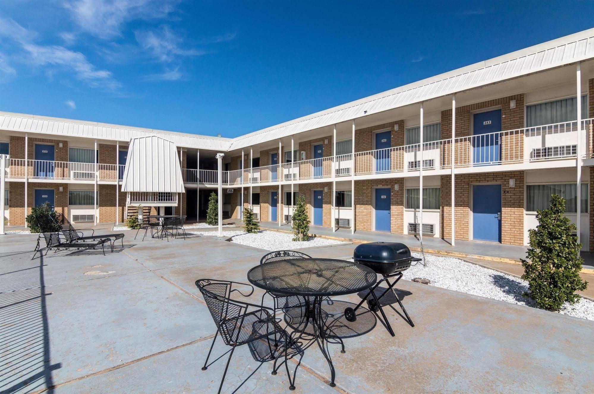 Motel 6-Clinton, Ok Ngoại thất bức ảnh