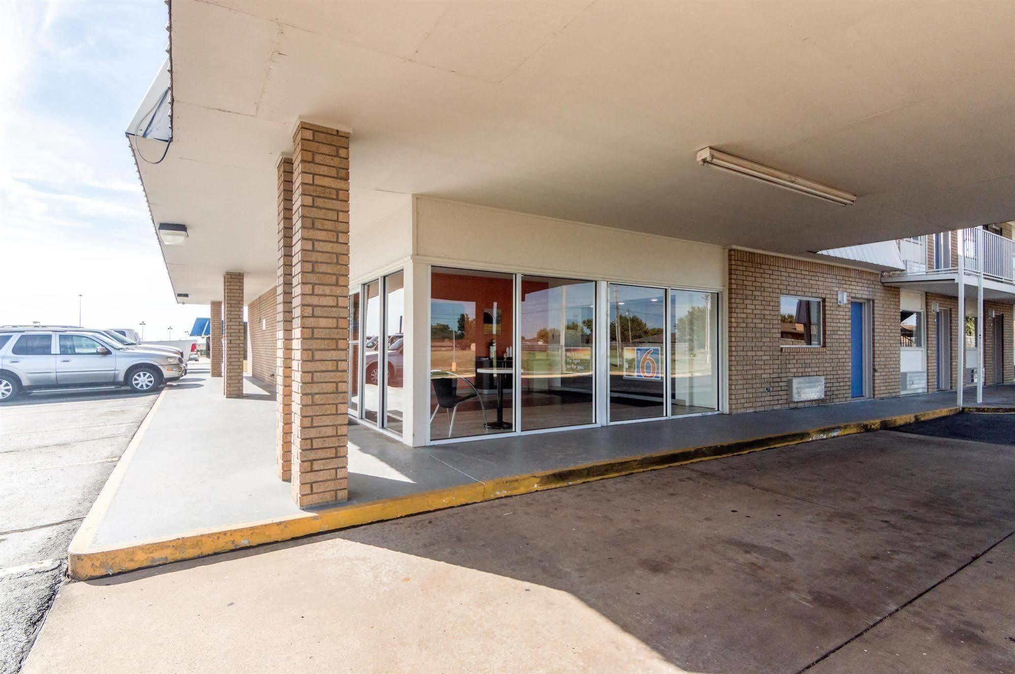 Motel 6-Clinton, Ok Ngoại thất bức ảnh